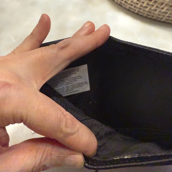 Steve Madden wallet 🖤 Brand new & authentic - Picture 8 of 13